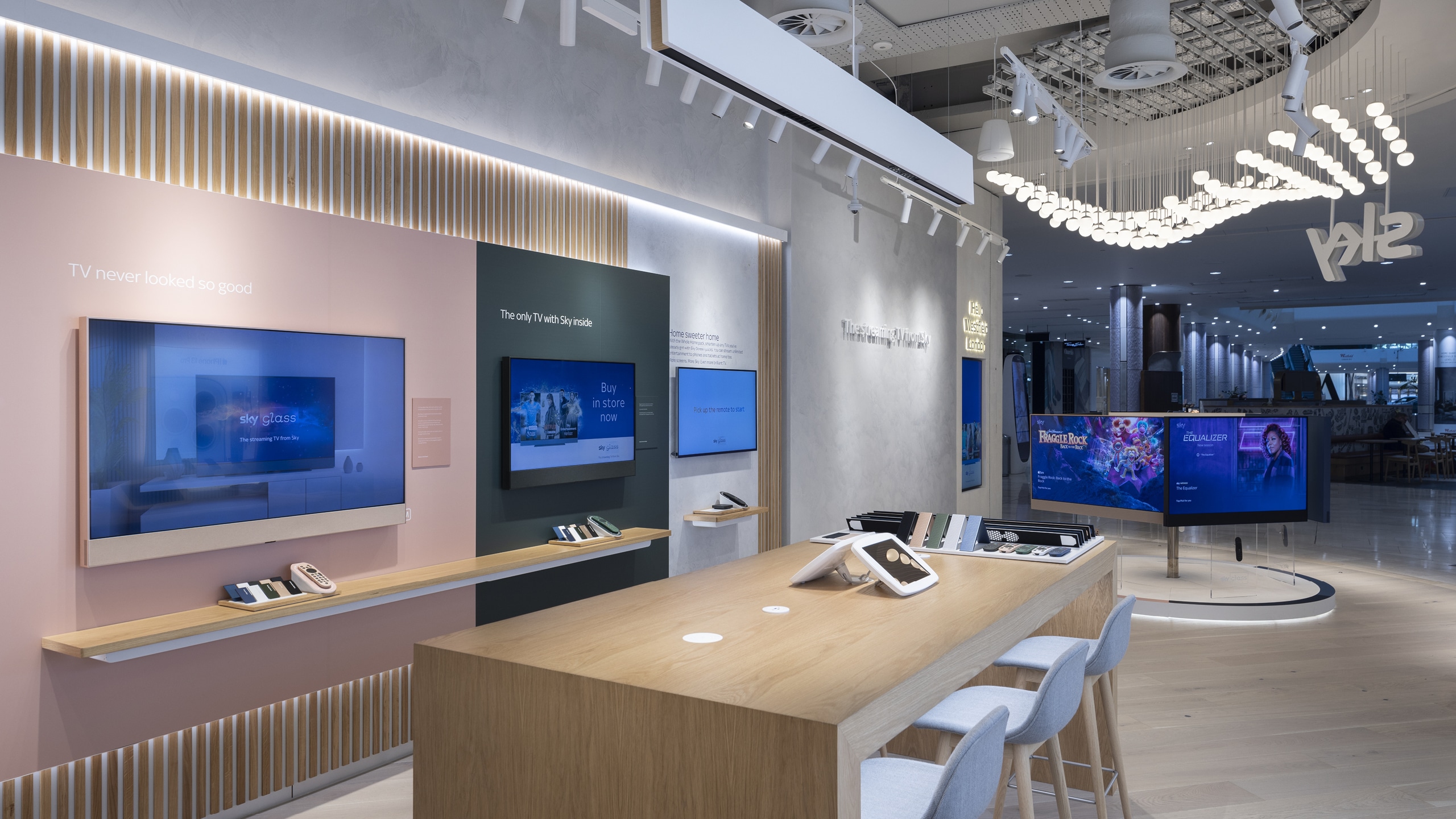 Sky retail store design — The One Off