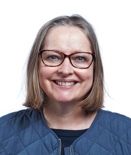Anita Headshot