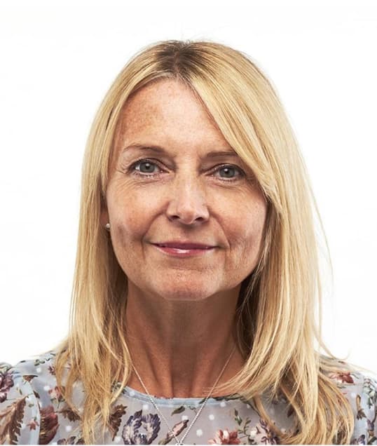 Alison Headshot
